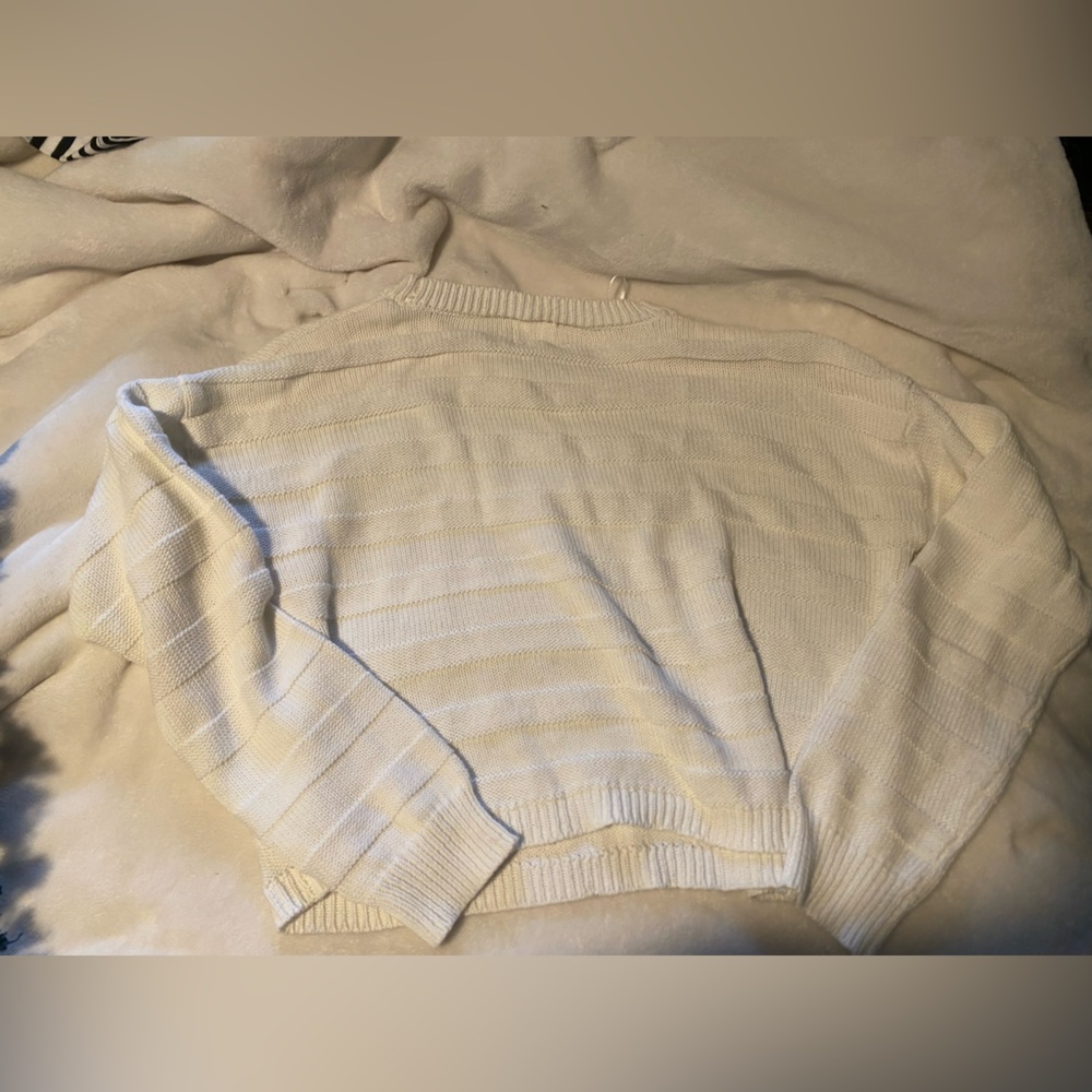 Women’s cropped sweater off white hippie rose size medium